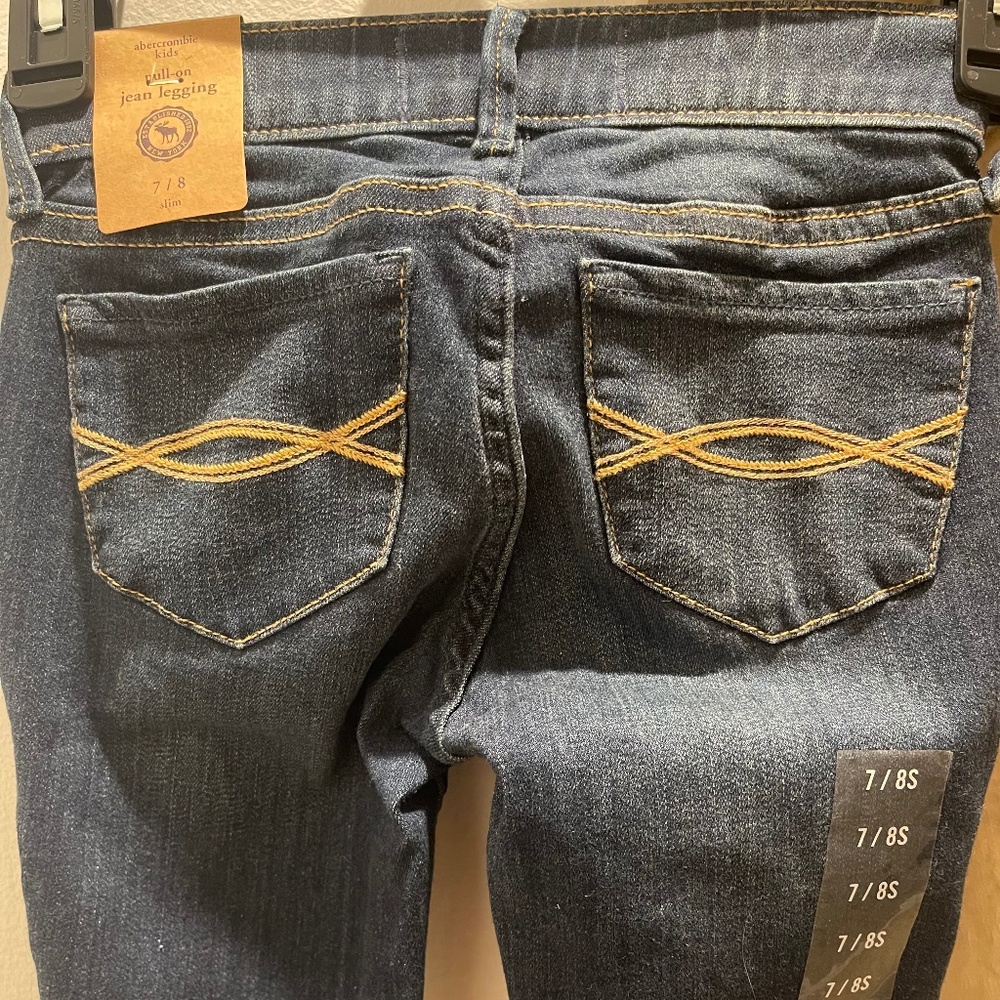 Abercrombie Kids Pull-On Jean Legging Size 7/8S